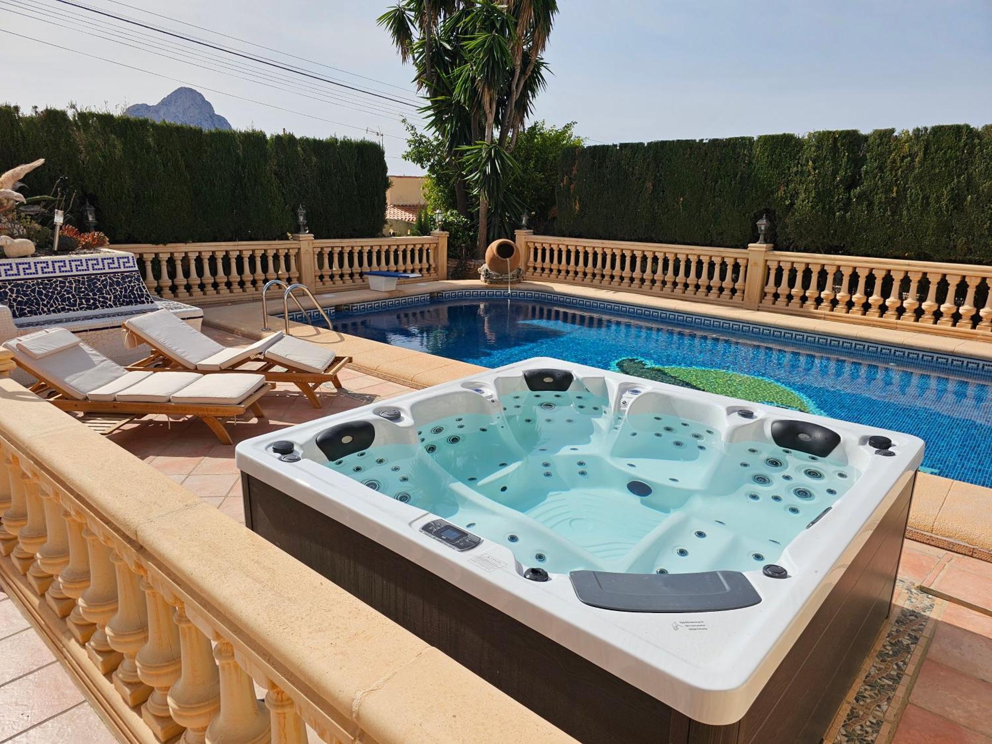 Luxury Villa - Pool, Hot Tub, Aircon, Tvs, Home Cinema, Office, Gbit Internet, Sports Equipment Calp Dış mekan fotoğraf