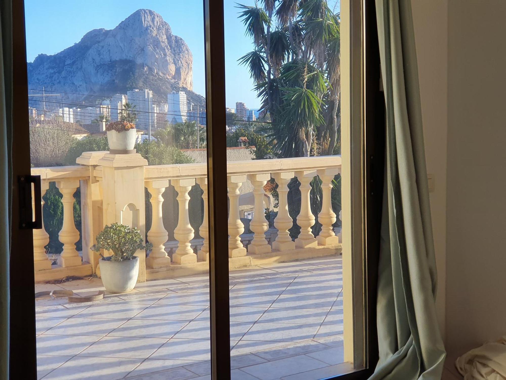 Luxury Villa - Pool, Hot Tub, Aircon, Tvs, Home Cinema, Office, Gbit Internet, Sports Equipment Calp Dış mekan fotoğraf